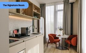 Hotel The Social Hub City  4*